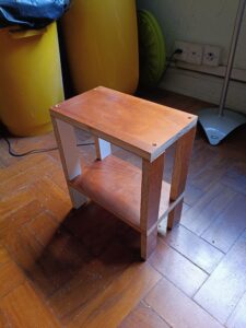 Movel de madeira - prateleira de 2 andares